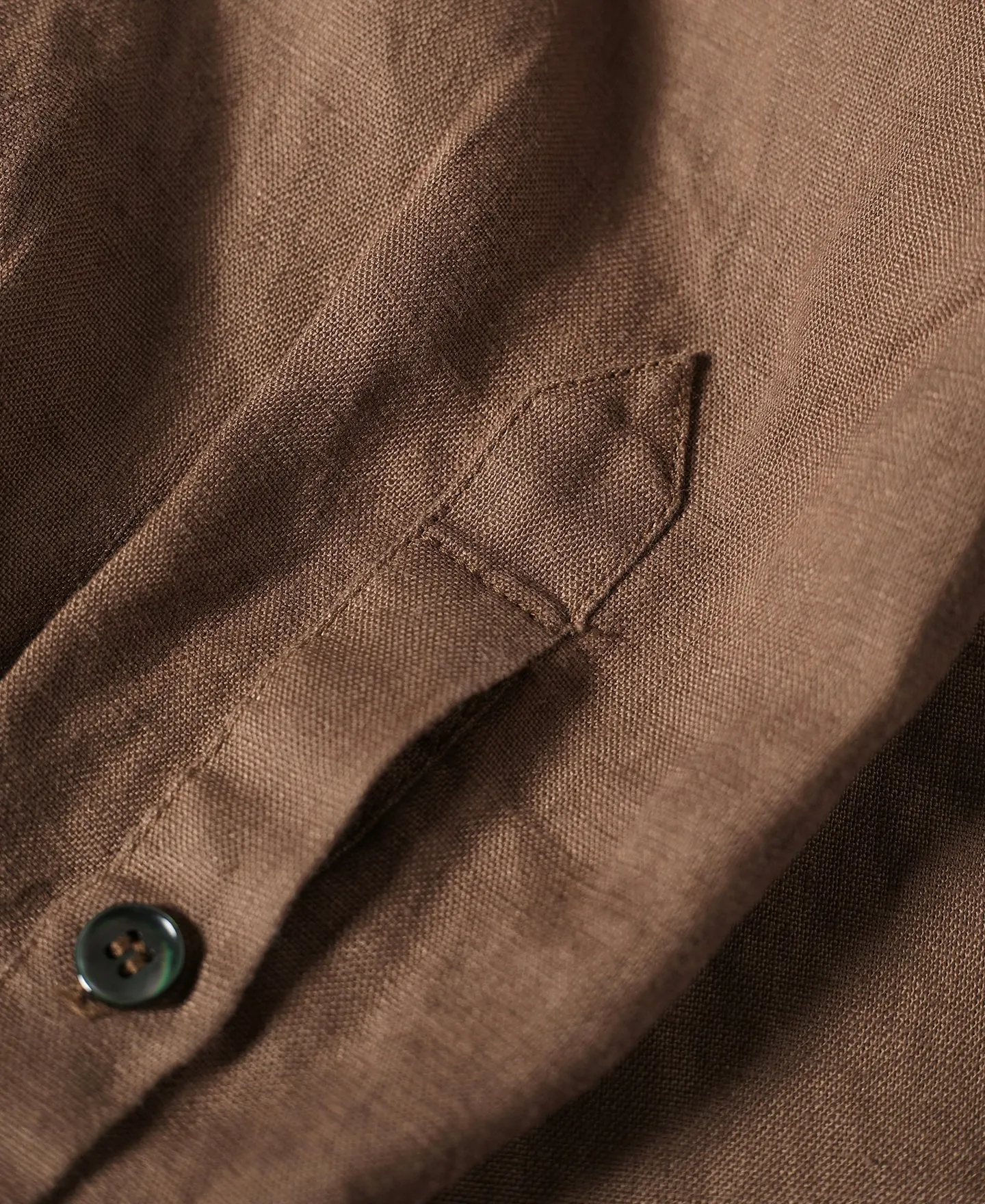 1950s Italian Collar Long-Sleeve Linen Shirt - Brown