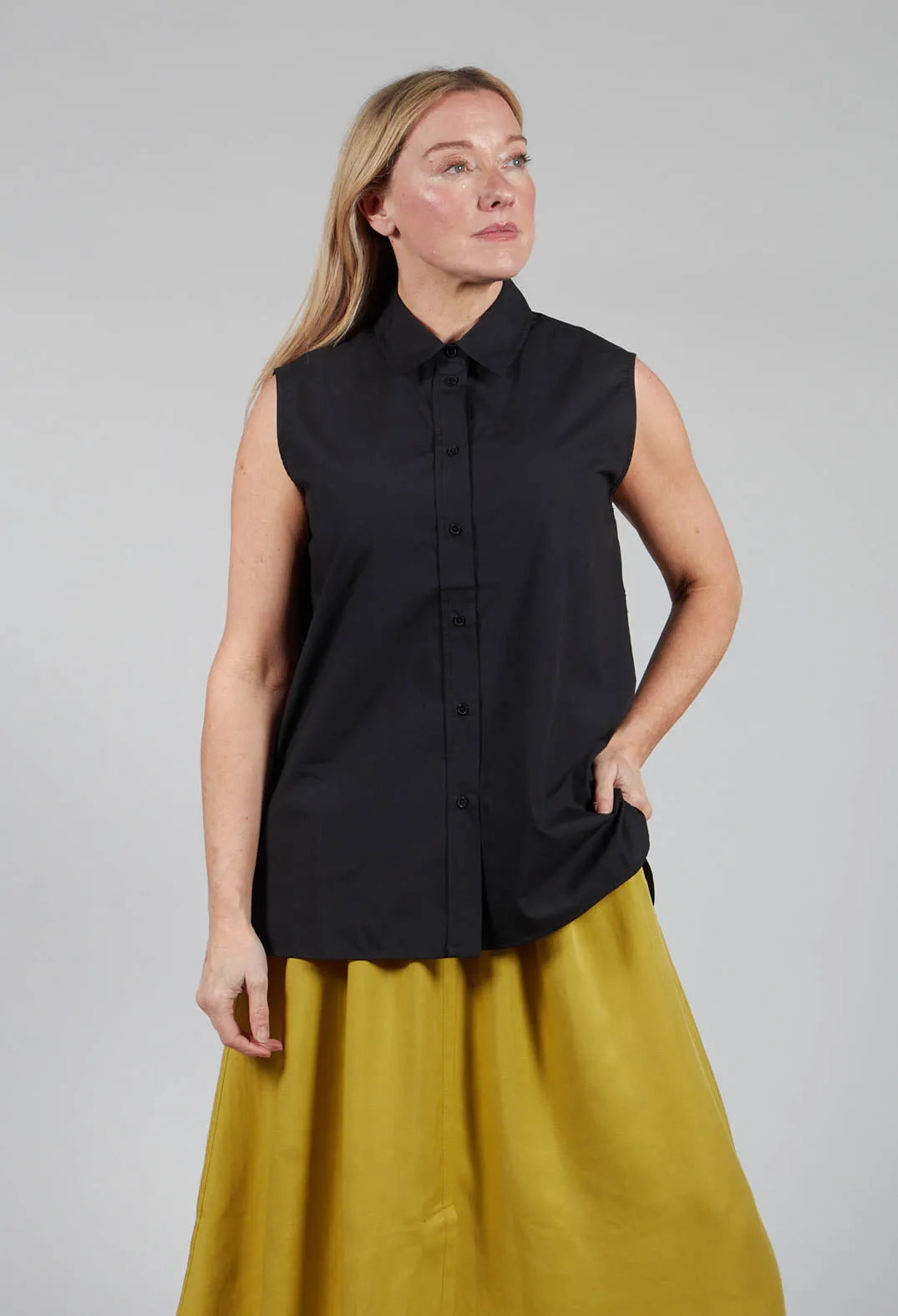 Annaalf Shirt in Black